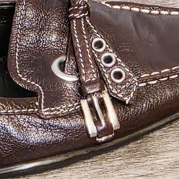 Vtg PRADA Kitten Heel Pumps Y2k Shoes Women's 6 Brown Leather Buckle Bow Italy - Picture 9 of 10